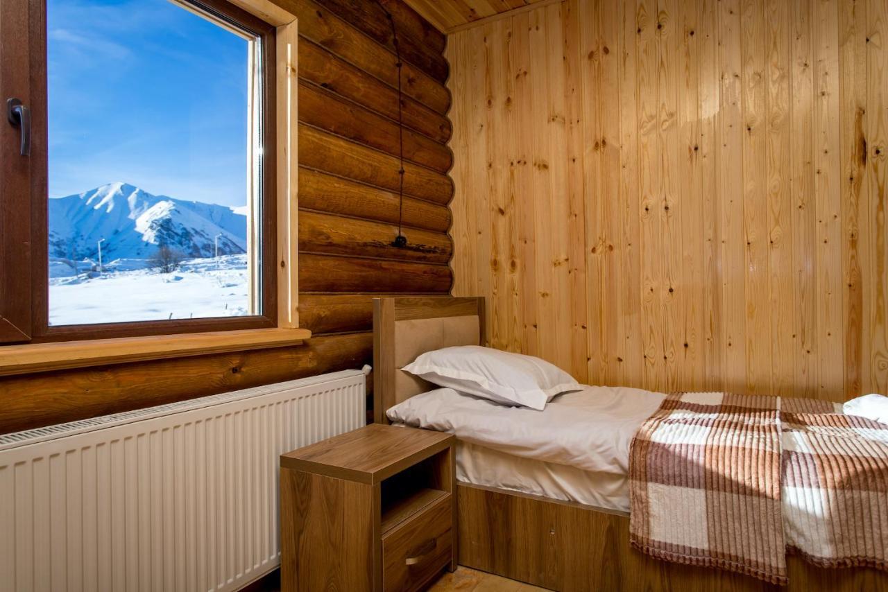 Snow Time Eco Chalet Gudauri Esterno foto