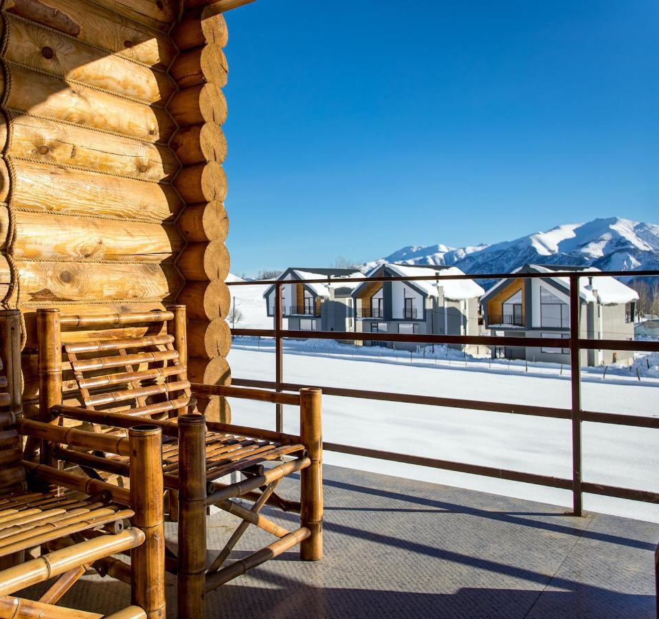 Snow Time Eco Chalet Gudauri Esterno foto